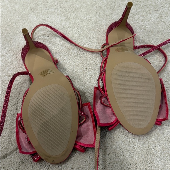 Steve Madden Fuchsia Bow Heels - Picture 3 of 3